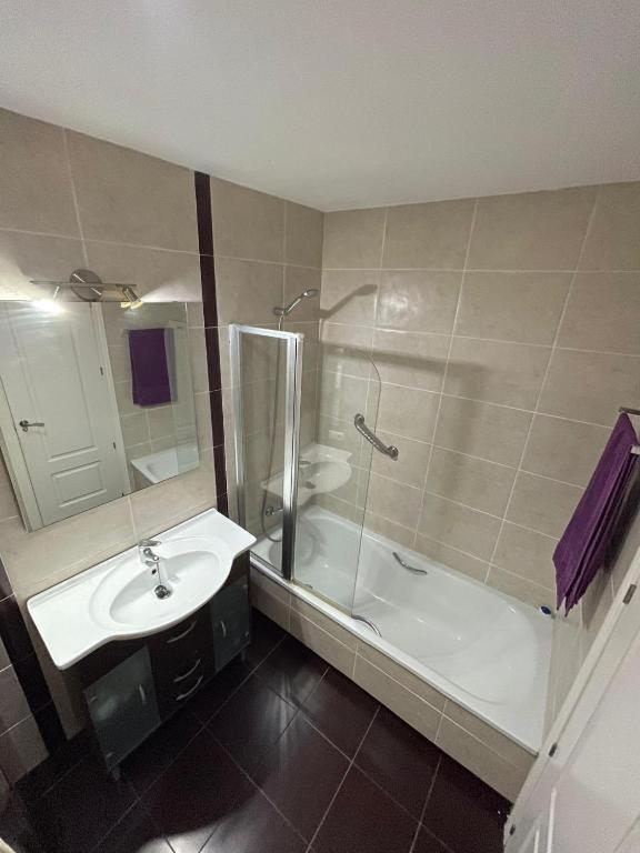 APTOS EL SOMBRERO ,PLAYA LOS BOLICHES, MODERNO APARTAMENTO 2 Dor Fuengirola Exterior foto